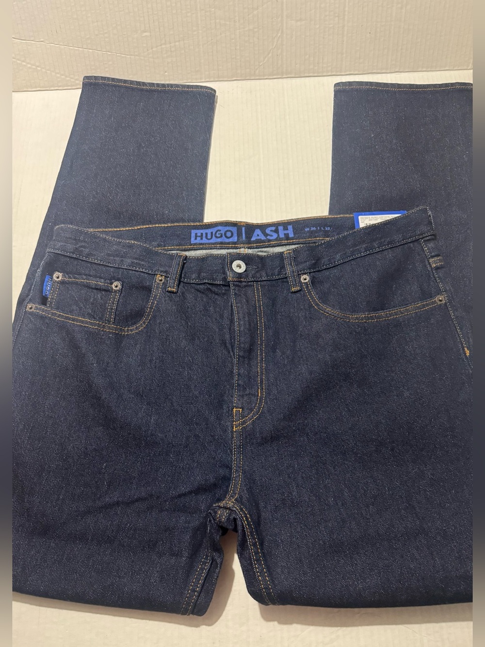 Hugo Boss Dark Blue Straight-Leg slim ash style Jeans 36x32 BNWT